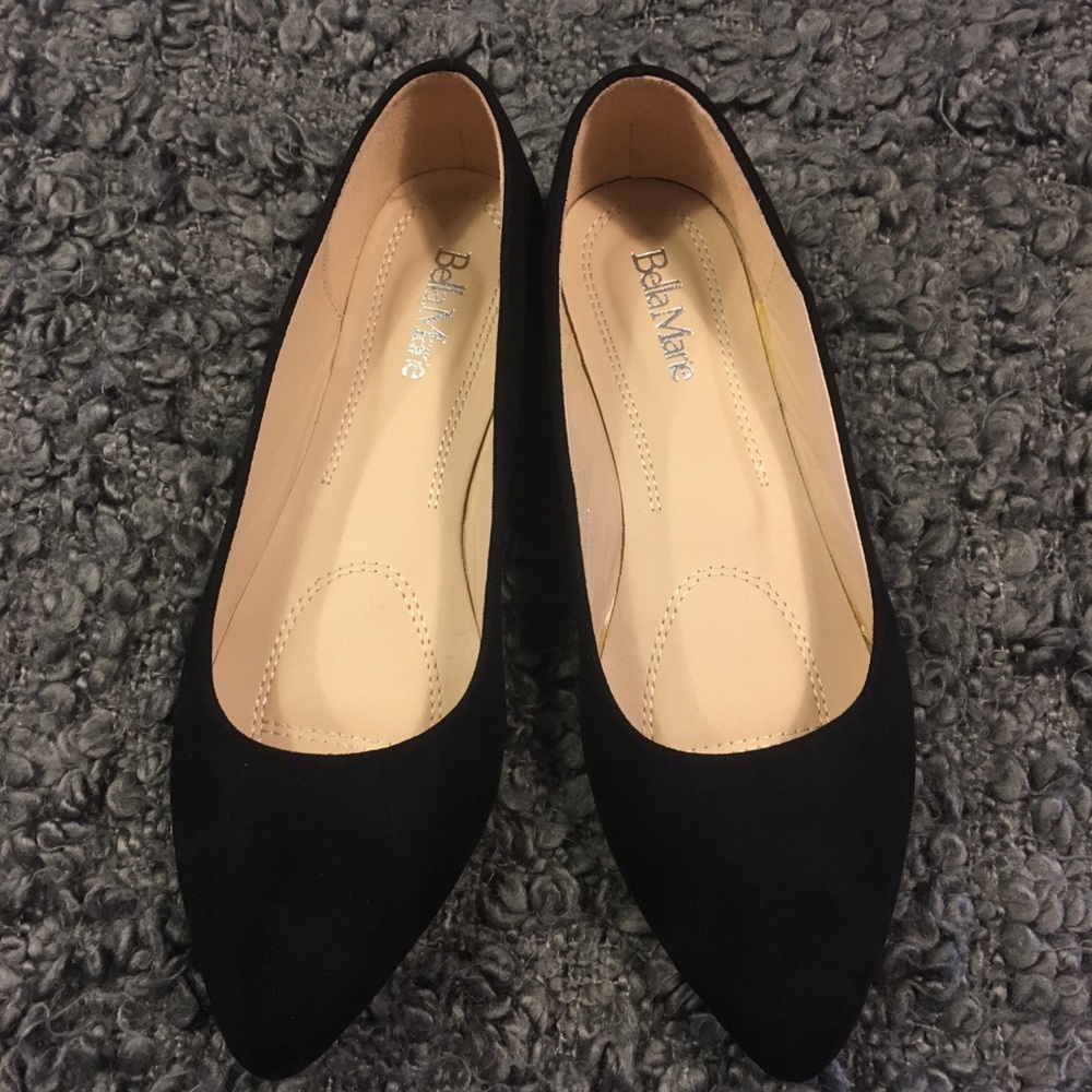 ✨Black Suede Flats